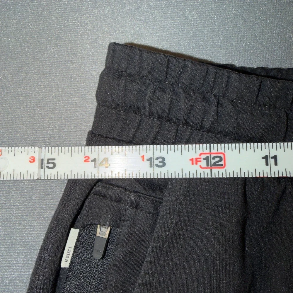 Vuori Ponto Performance Shorts Mens Small Black Heather Athletic Gym V344